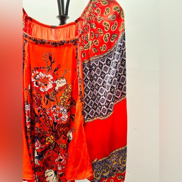 Free People Boho Floral Balloon Sleeve Top in Red, Size XS - Picture 7 of 12